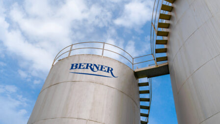 säiliöt nestemäisten tuotteiden varastointiin